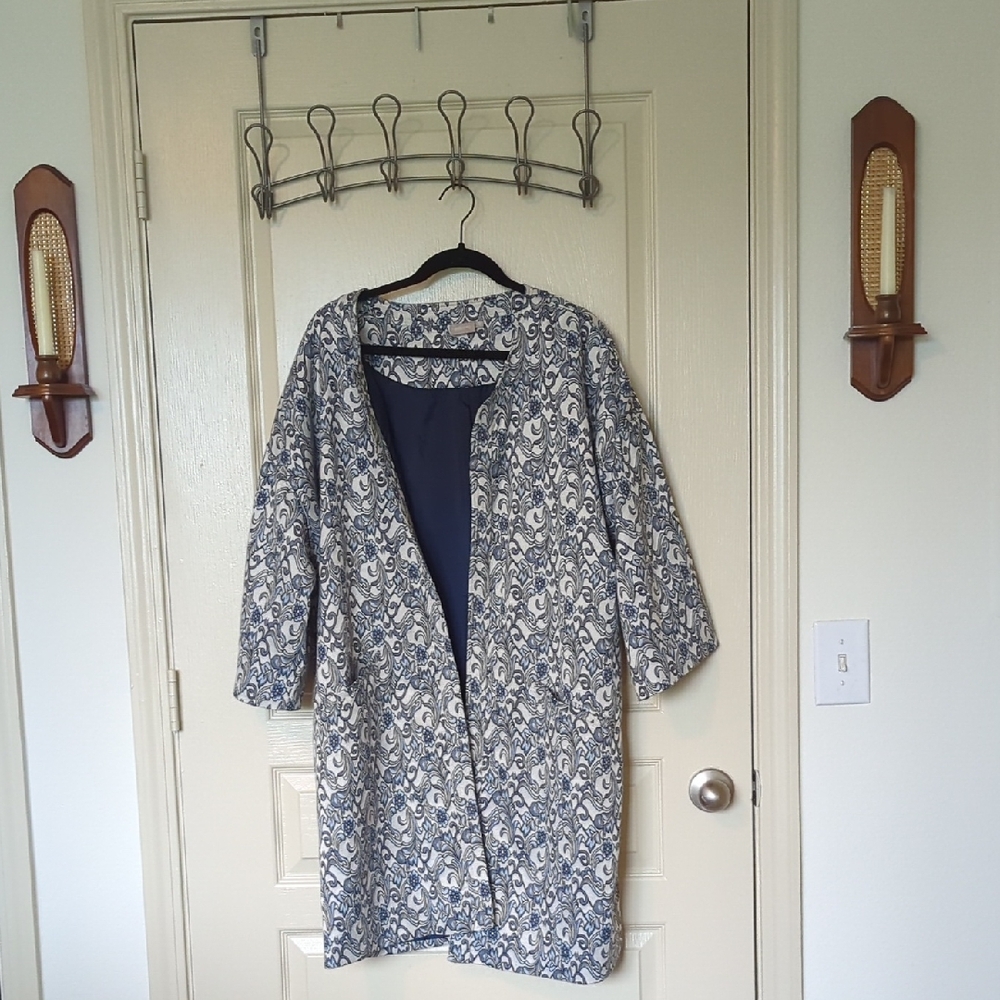 eShakti Navy and Cream Floral Jacket